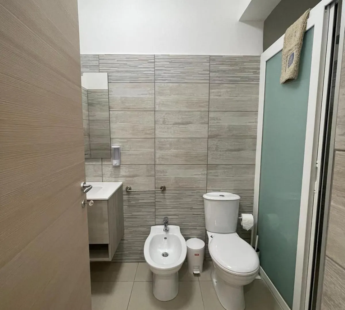 The Diamond Of Catania Airport Hotel Guest house